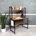 میز تحریر دانشجو