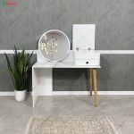 میز آرایش خاص، میز آرایش پردیس