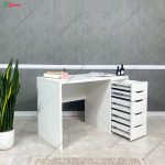 میز تحریر آژند