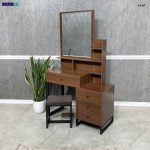 میز آرایش خاص، میز آرایش طلا