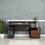 میز تحریر هاله