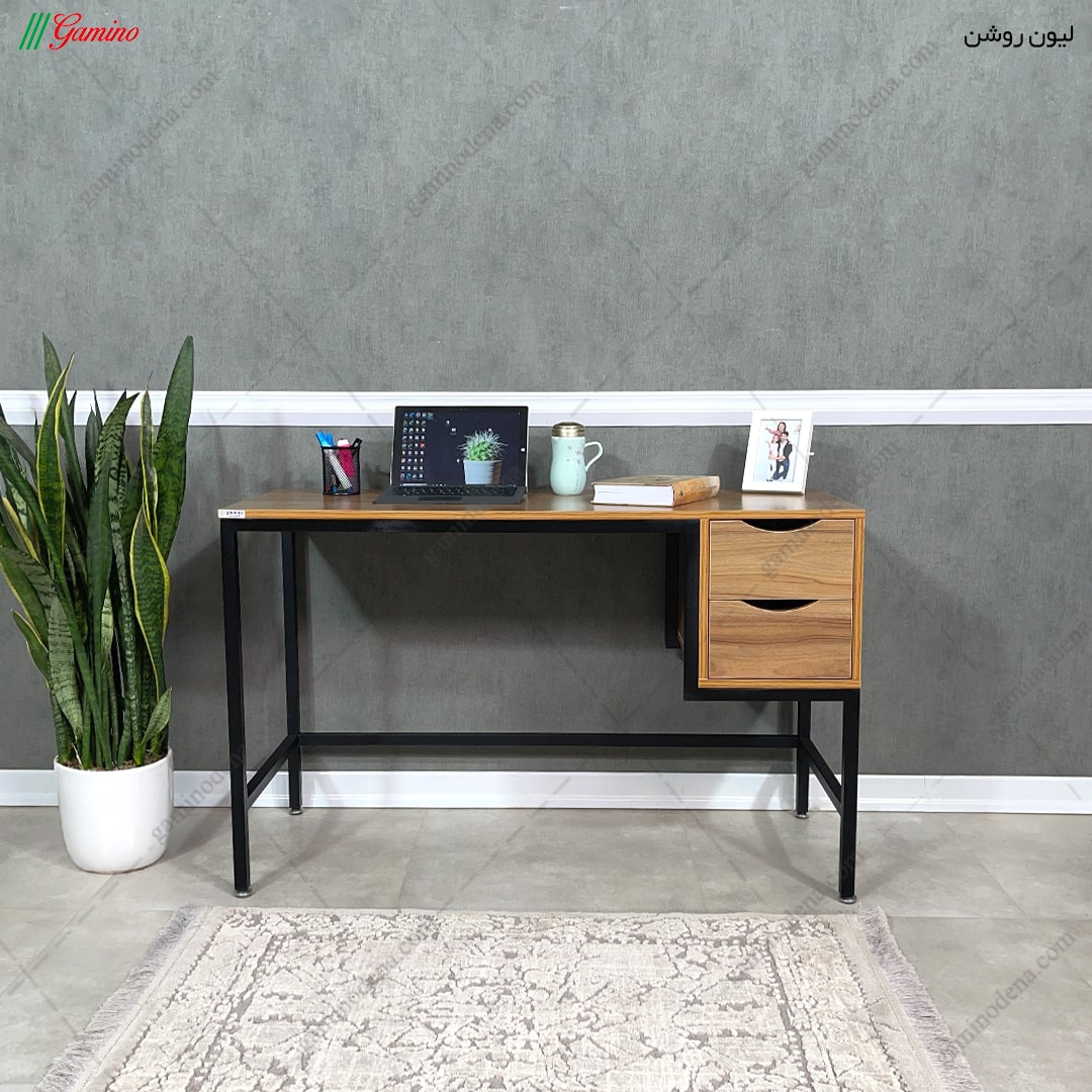 میز تحریر پیروز میز تحریر پیروز