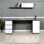 میز تحریر وانیا