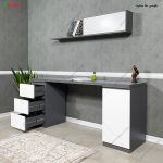 میز تحریر وانیا