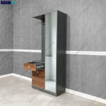 نمای کناری جاکفشی و جالباسی ایستاده گیلدا