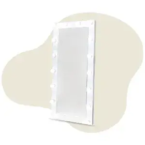 آینه لامپ دار